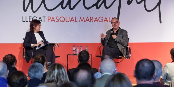 Diàleg amb l'historiador Orlando Figes a la conferència anual de la Fundació Catalunya Europa